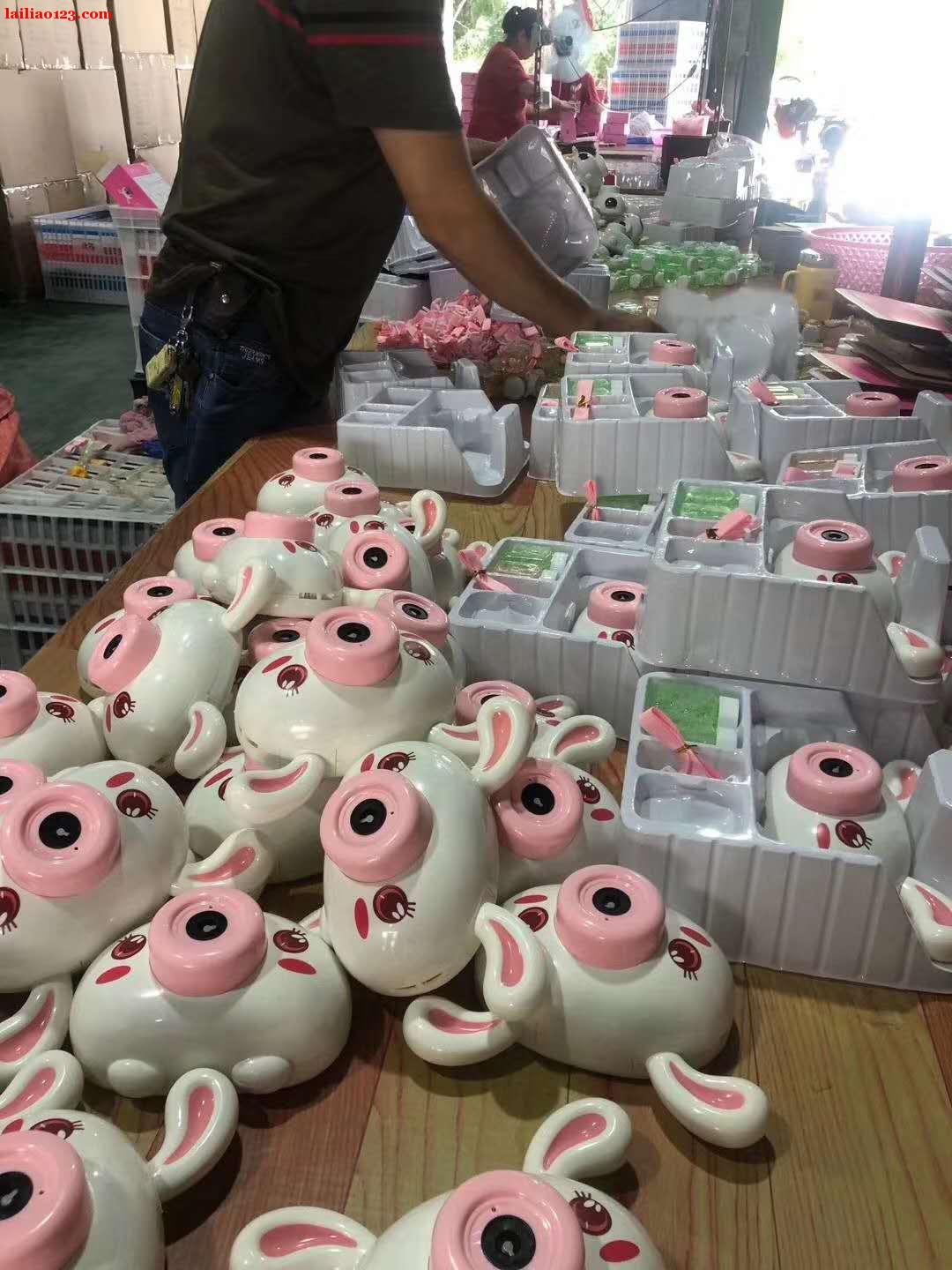 采购猪猪泡泡相机，有货的联系