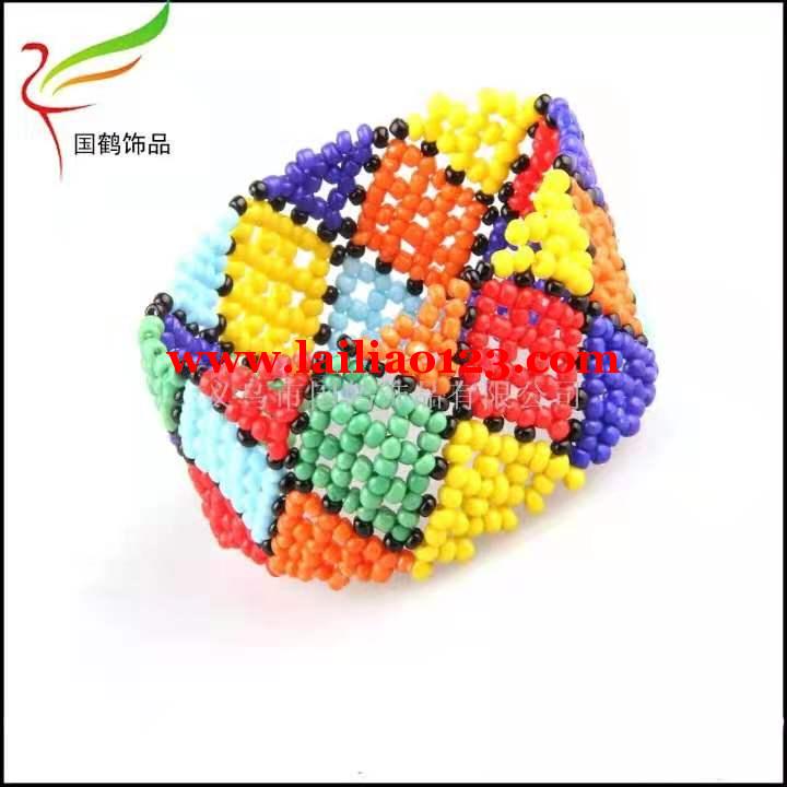 编织米珠手链外发加工：找有经验的加工厂