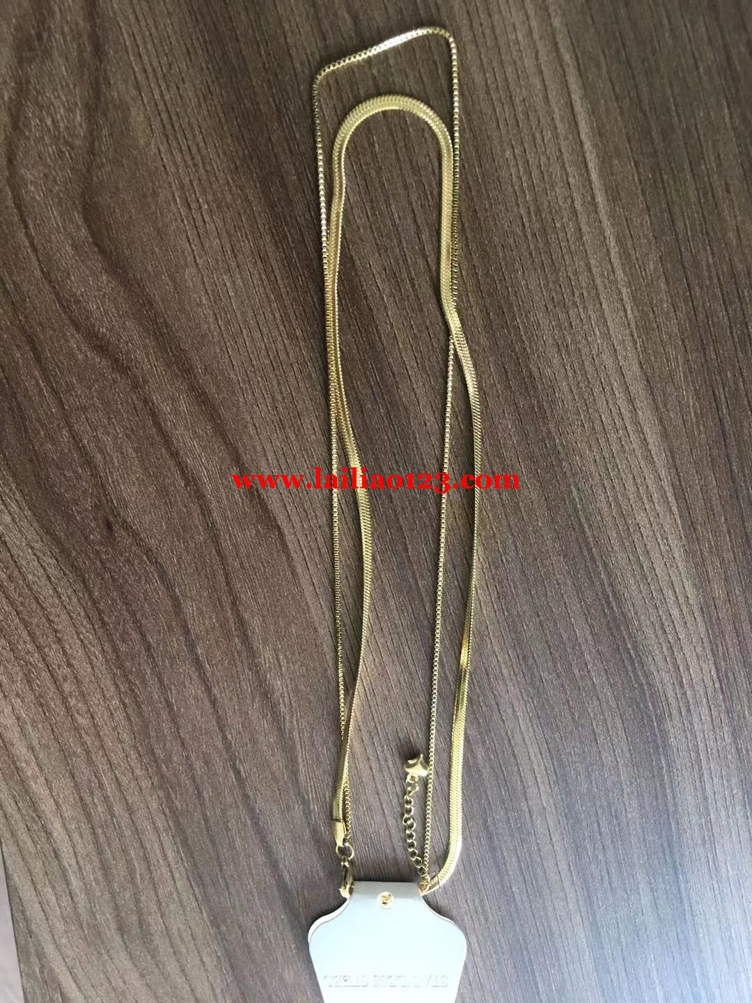 找做这些饰品的成品工厂，有意的联系李先生