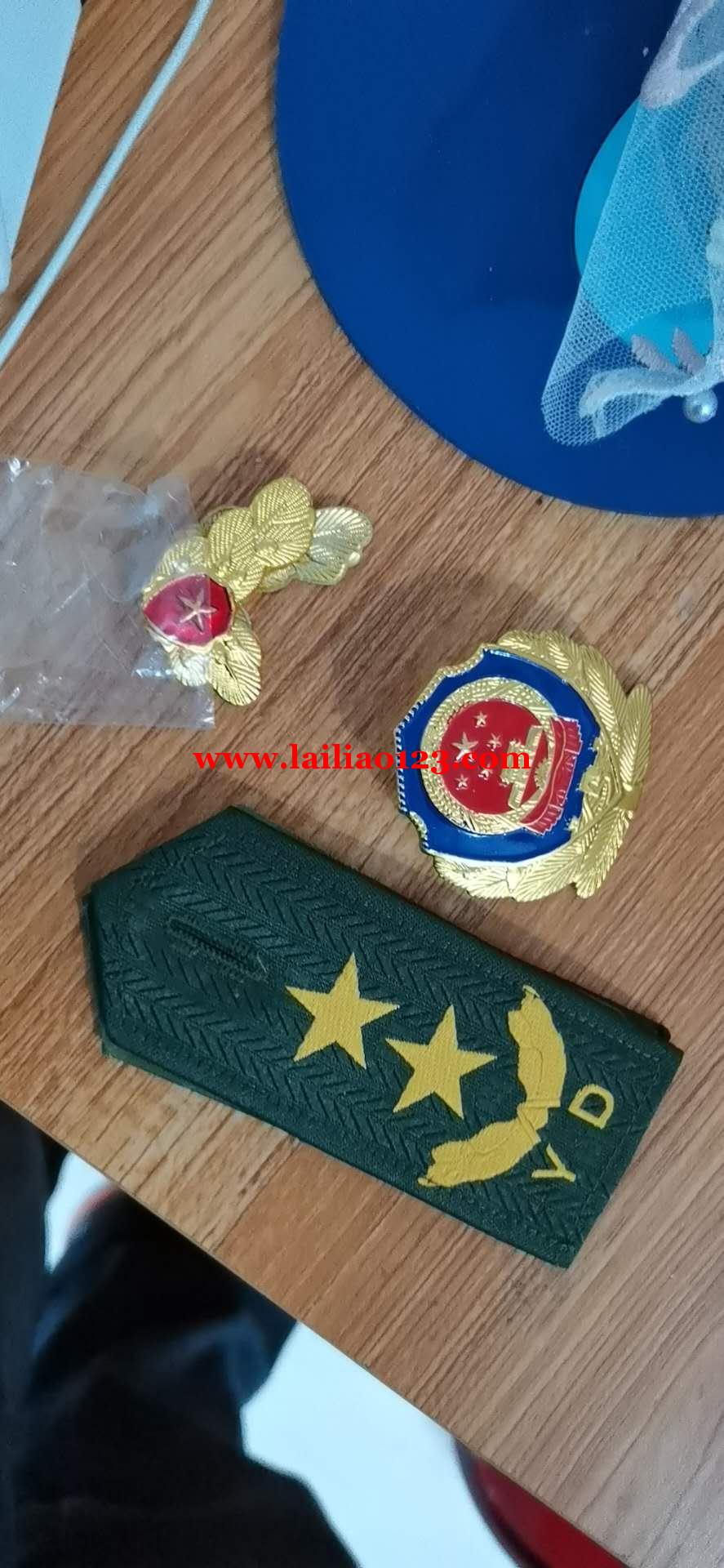 寻找做这几款饰品的工厂，请联系我，要现货