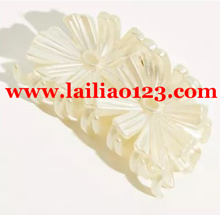 找图中这款菊花仿珍珠发抓，订货1万个，有