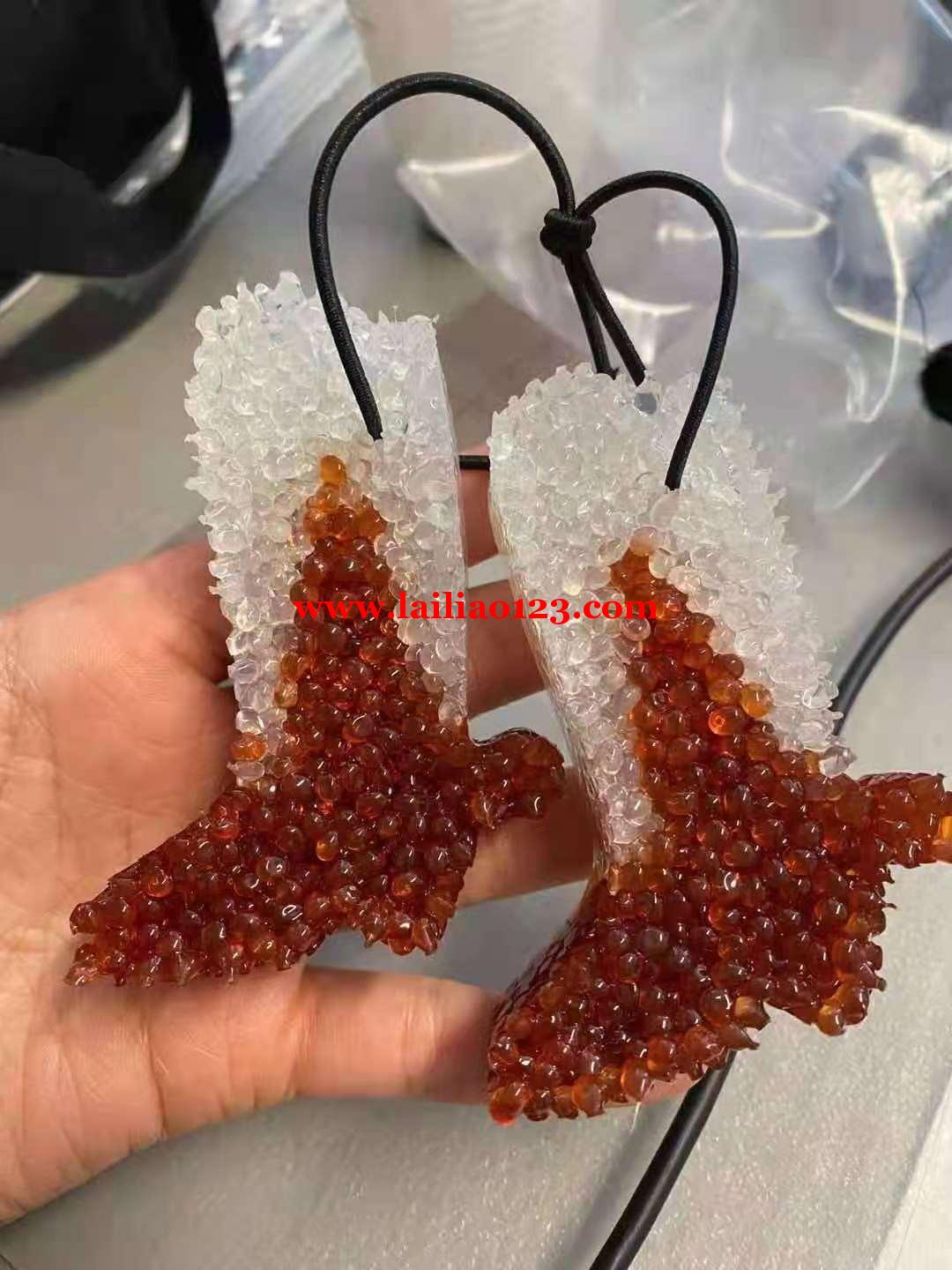 订单外发，找这种车上放的有香味的东西，可