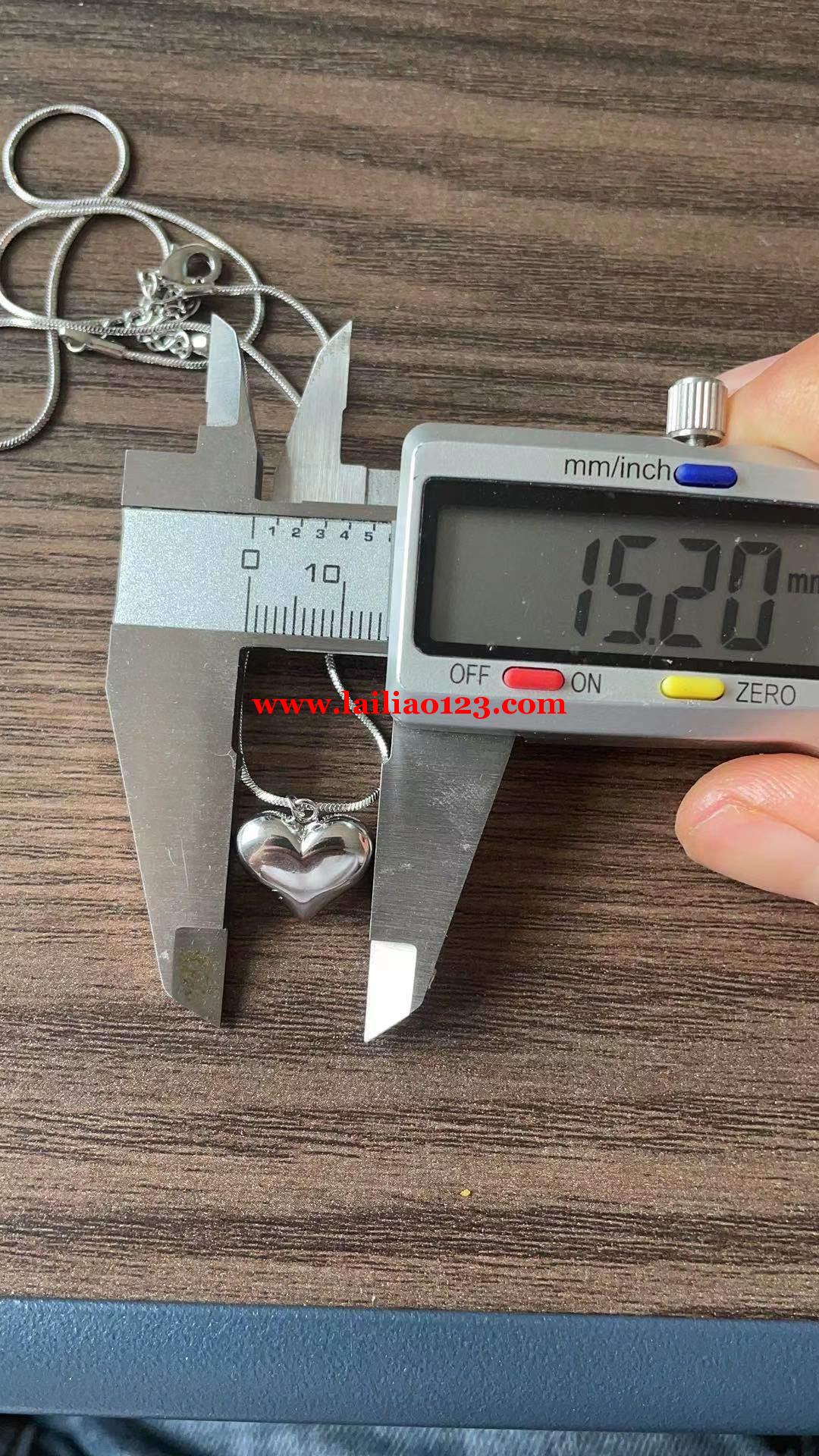 寻找配件，爱心铜空心配件有模具或者现货的