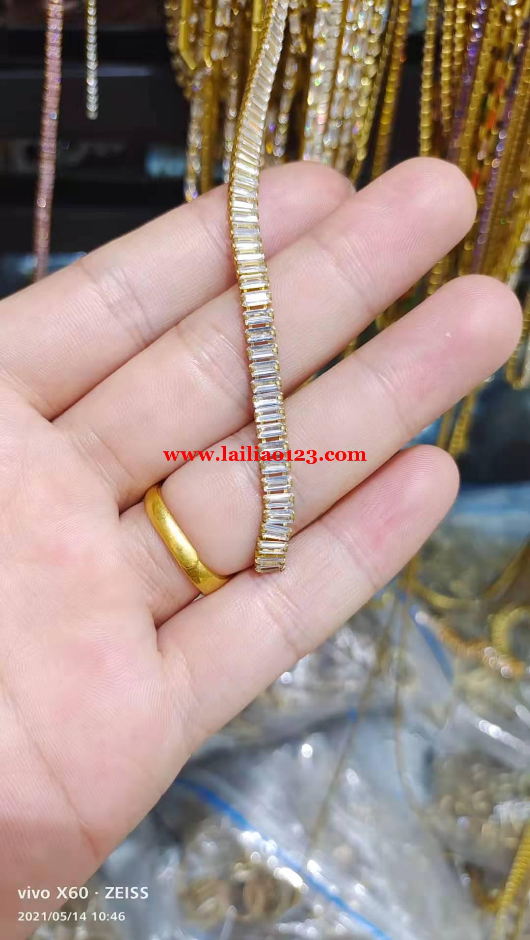 寻找工厂，寻找做这种系列的加工厂，电话联