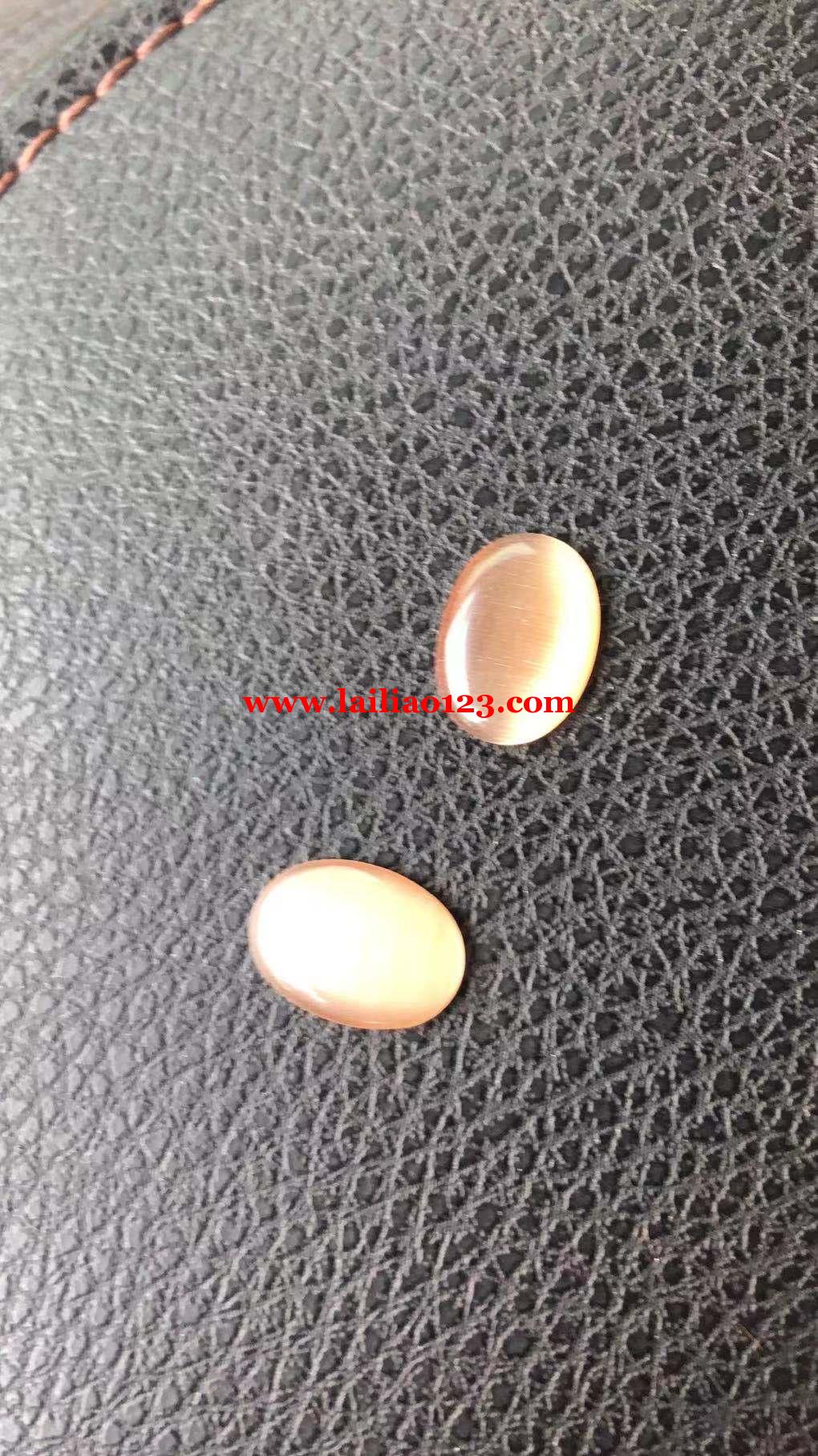 大量订单，谁有猫眼10x14，，这个是玻