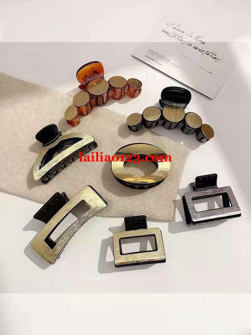 大量订单外发，找塑料爪上做这样拉丝的工厂