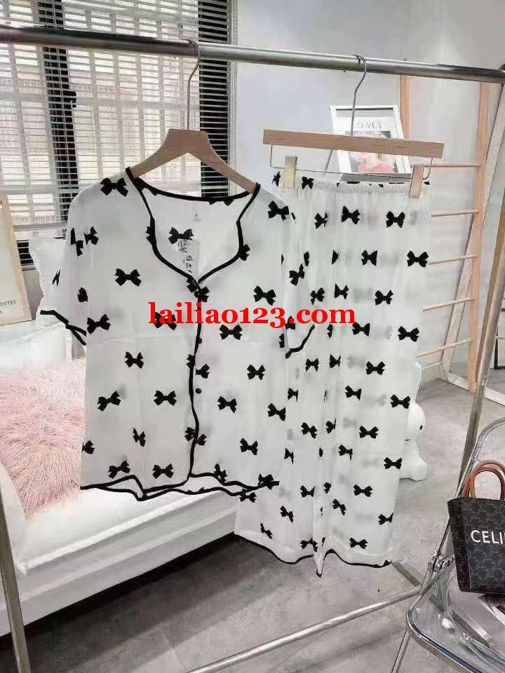 5000套如图服装订单，寻找厂家，有空的