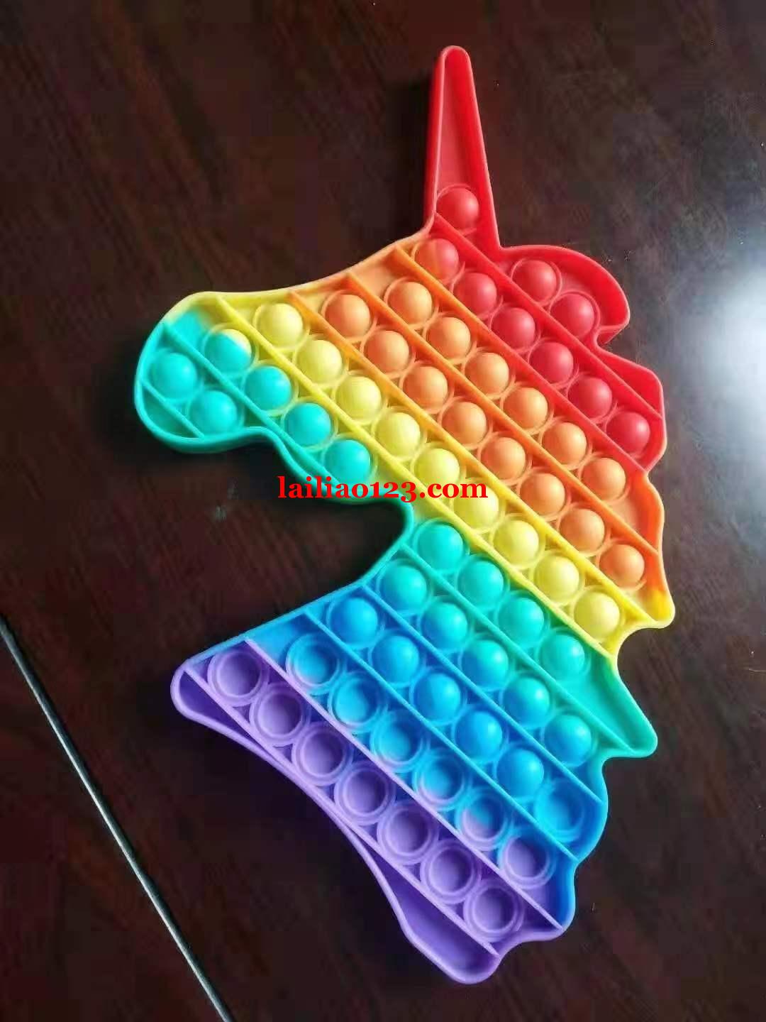 爆款灭鼠器订单，谁家有这款货，要40x4