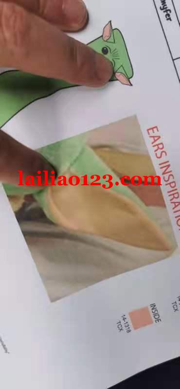 如图，这些类型小装饰品的吗？有的联系，长