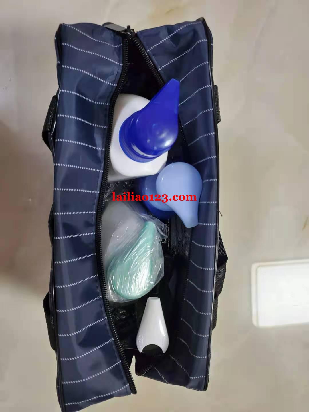 寻找如图洗漱包，类似这种包的尾货有的可以