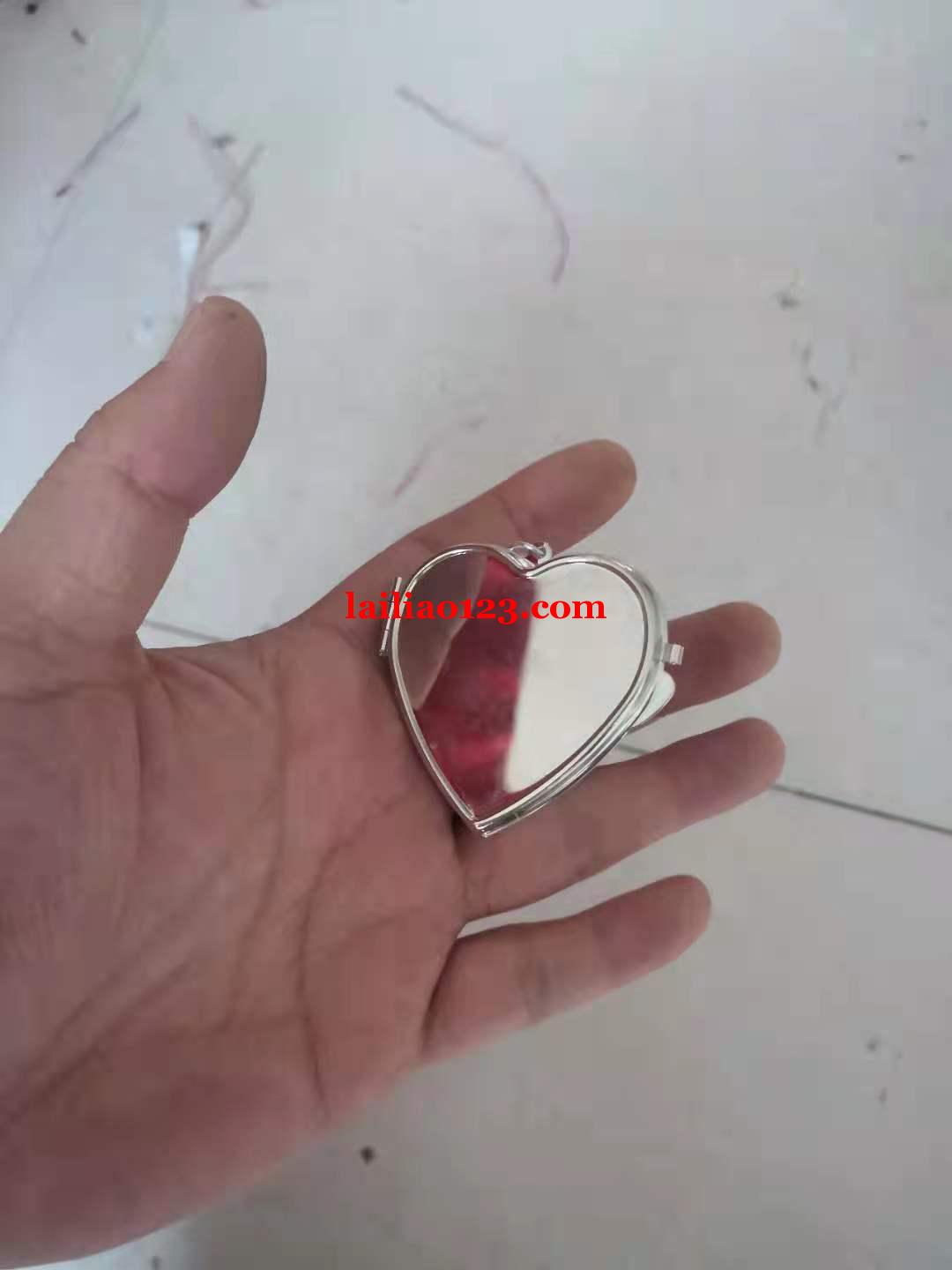 找这款桃心相盒铁或铜，有意者联系我