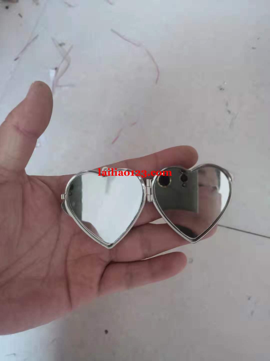 找这款桃心相盒铁或铜，有意者联系我