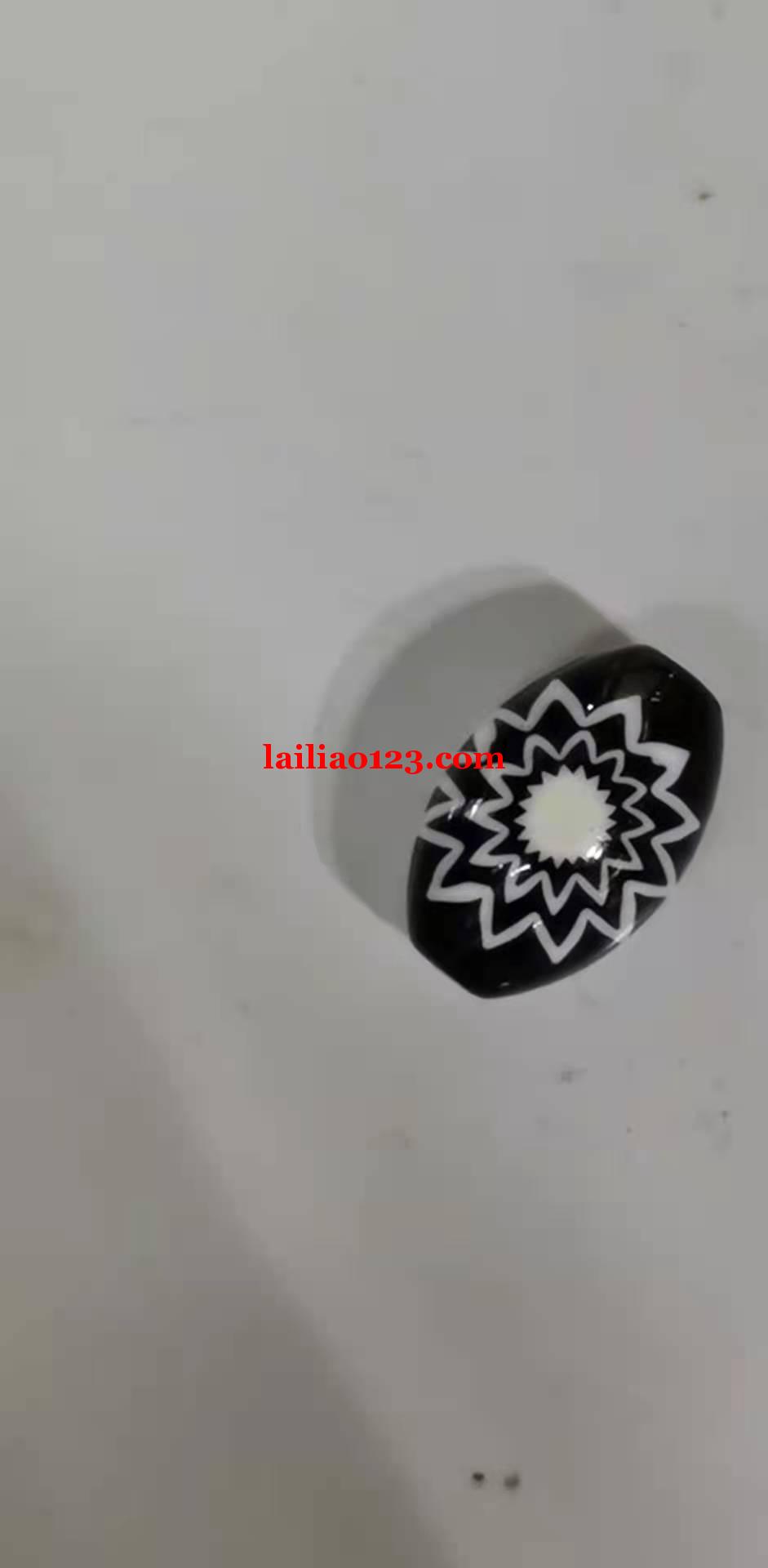 订单外发，谁有这个亚克力？可以做的联系