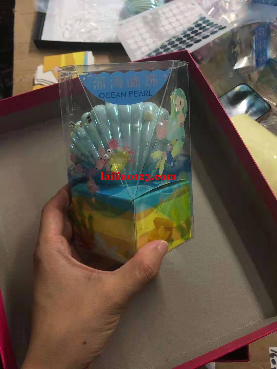 手工活外发，找专门包装的工厂，有空的工厂