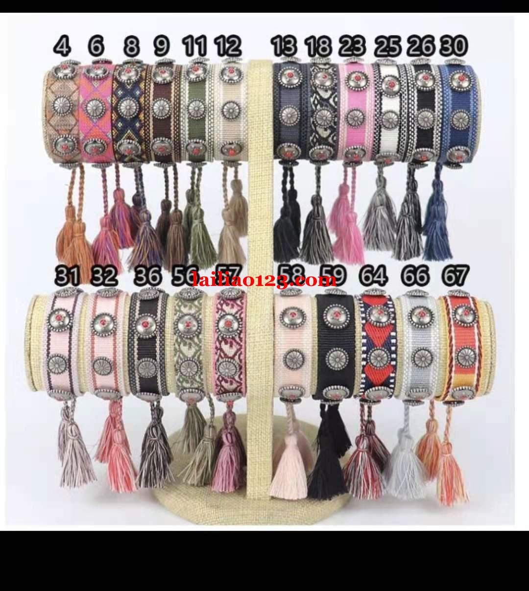 饰品订单，如图，这个手链谁有，有的联系我