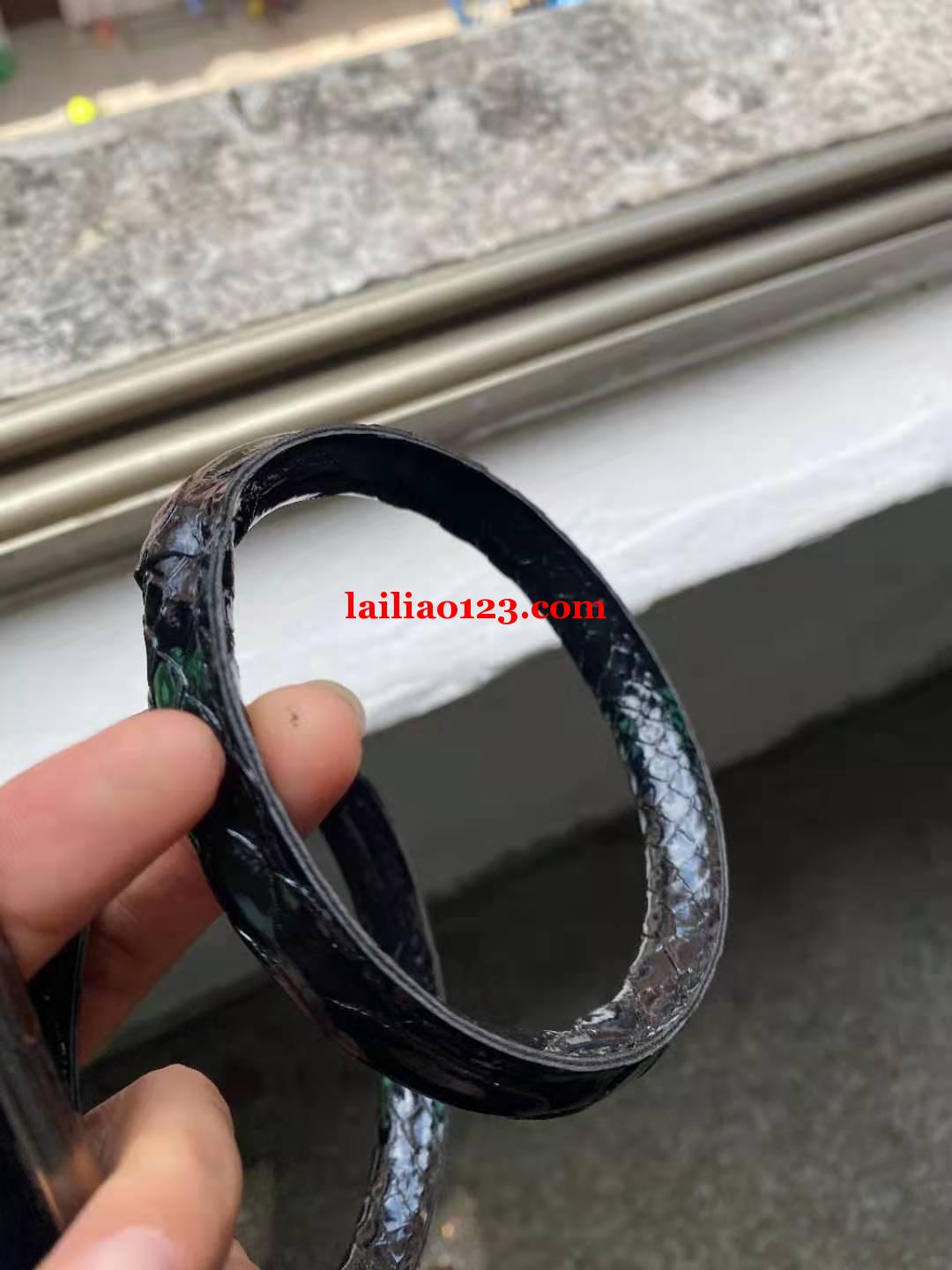寻手工加工厂，粘圈，电话联系详谈