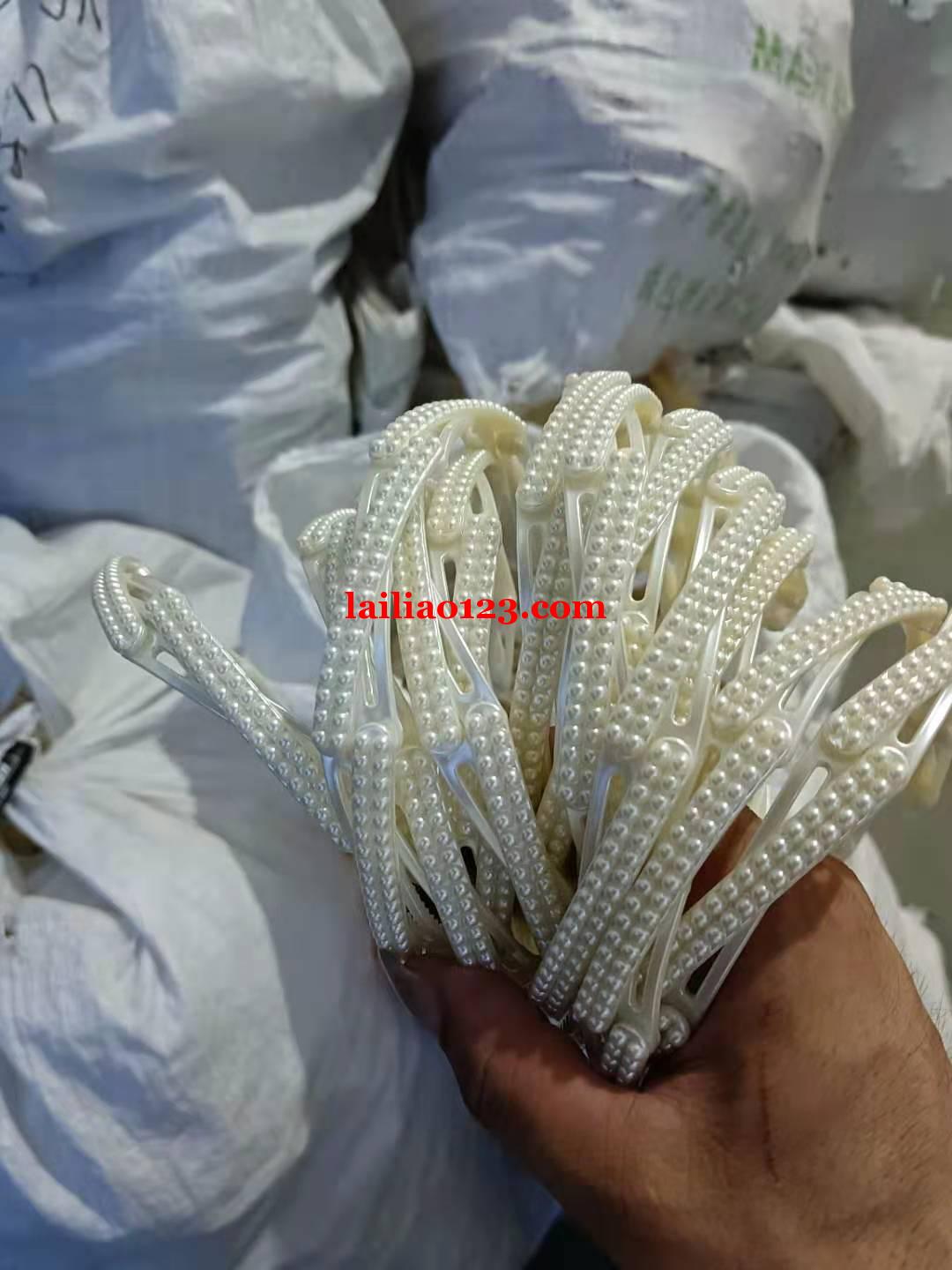 如图，寻找伸缩珍珠头扣厂家！数量3200