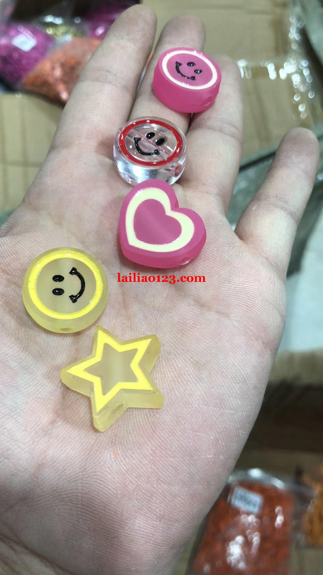 如图，这个谁有联系我，联系：小姐