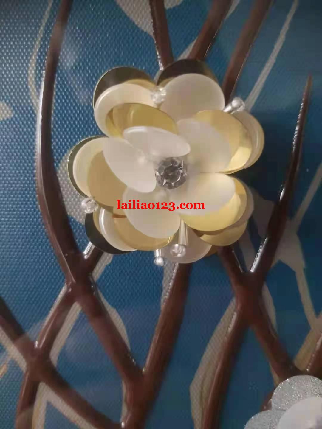 如图，生产这种花的厂家请联系
