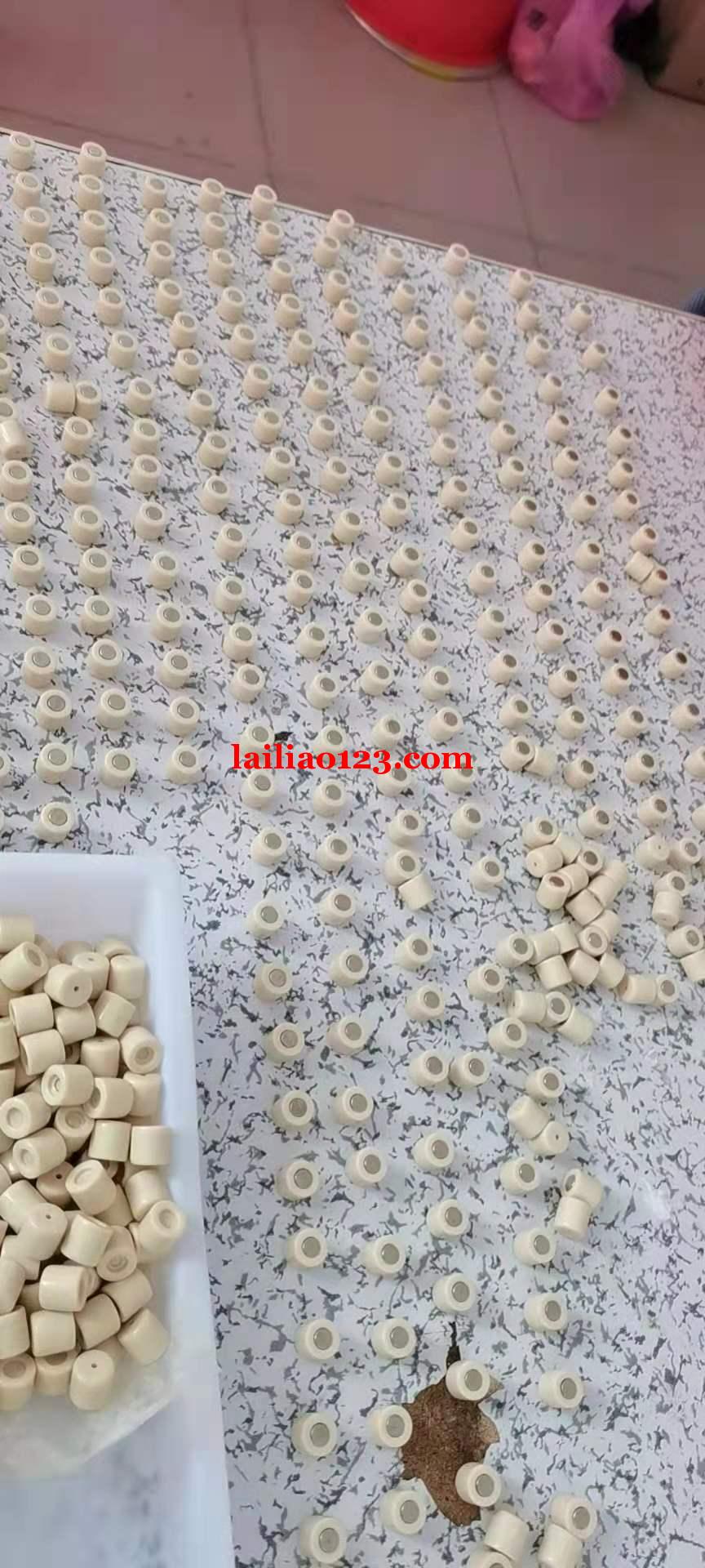亚克力手工粘吸铁磁和挂钩量3万对不要小作