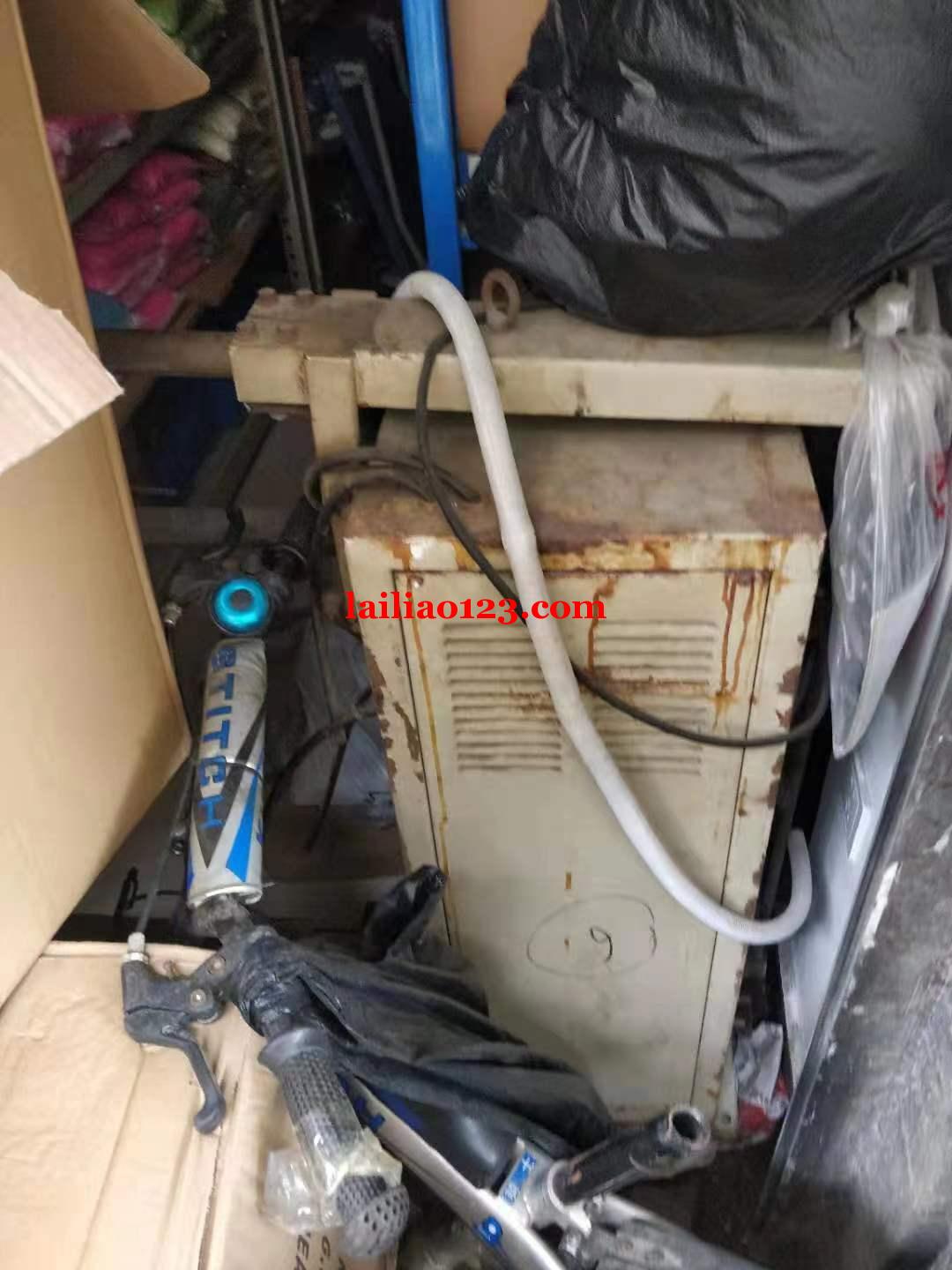 碰焊机抛光机便宜处理，有需要的联系我
