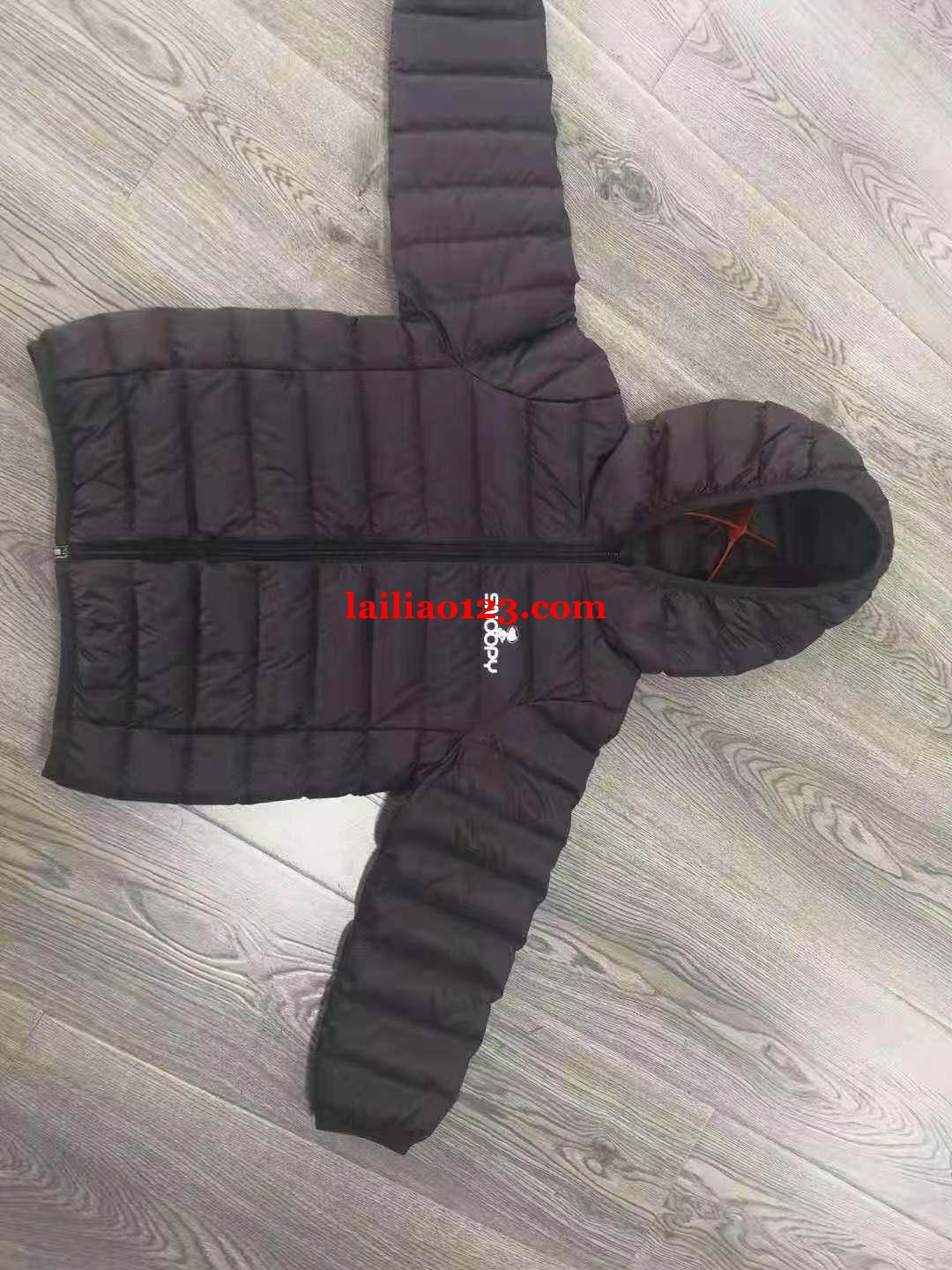 數量50000件羽绒服外发加工，寻找服装