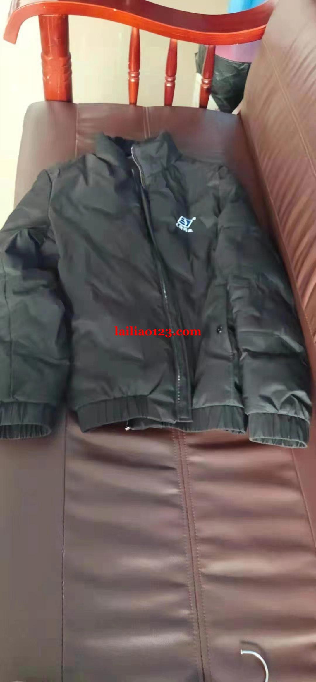 有没有厂家做这两款衣服的有的联系我