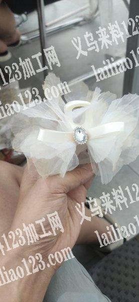 如图，找这款花朵。有的联系.