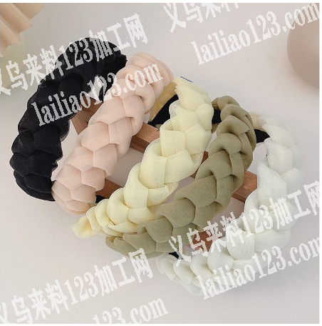 寻找这款发箍的加工厂，有意者联系朱