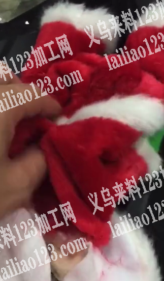 圣诞衣服外发，有意者联系，联系人全先生