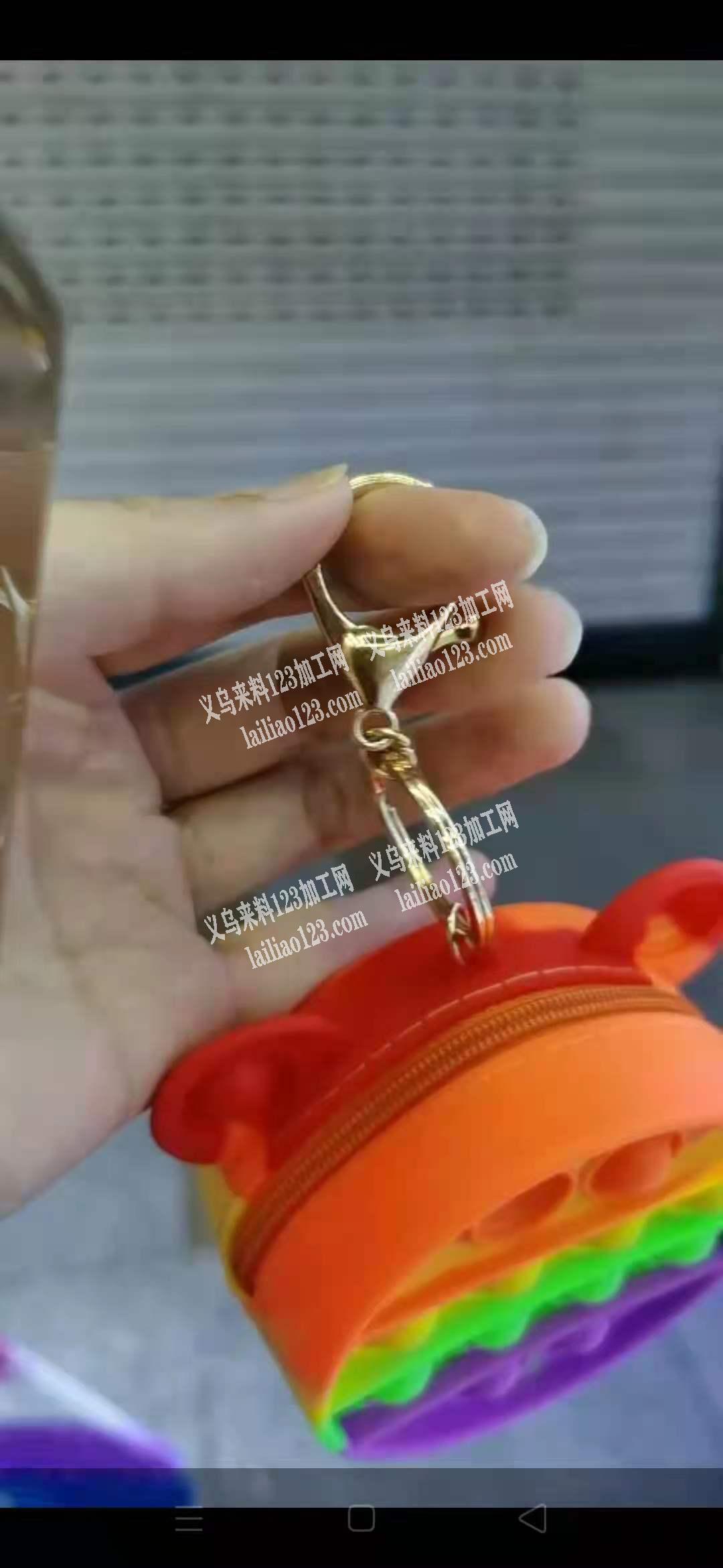 苏溪硅胶包上拉链外发，要用高车小嘴，要会