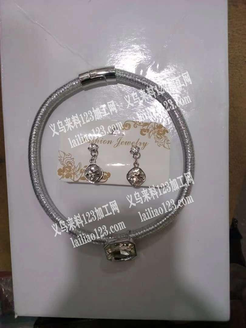 如图，有这个版的和我联系，联系详谈