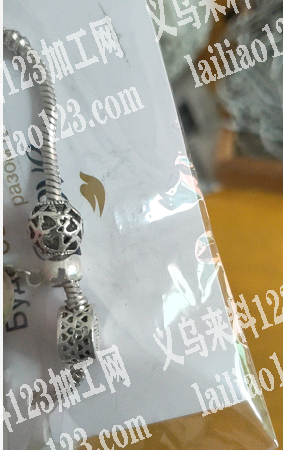 寻找手工工厂，找上西陶附近穿珠子加工厂，