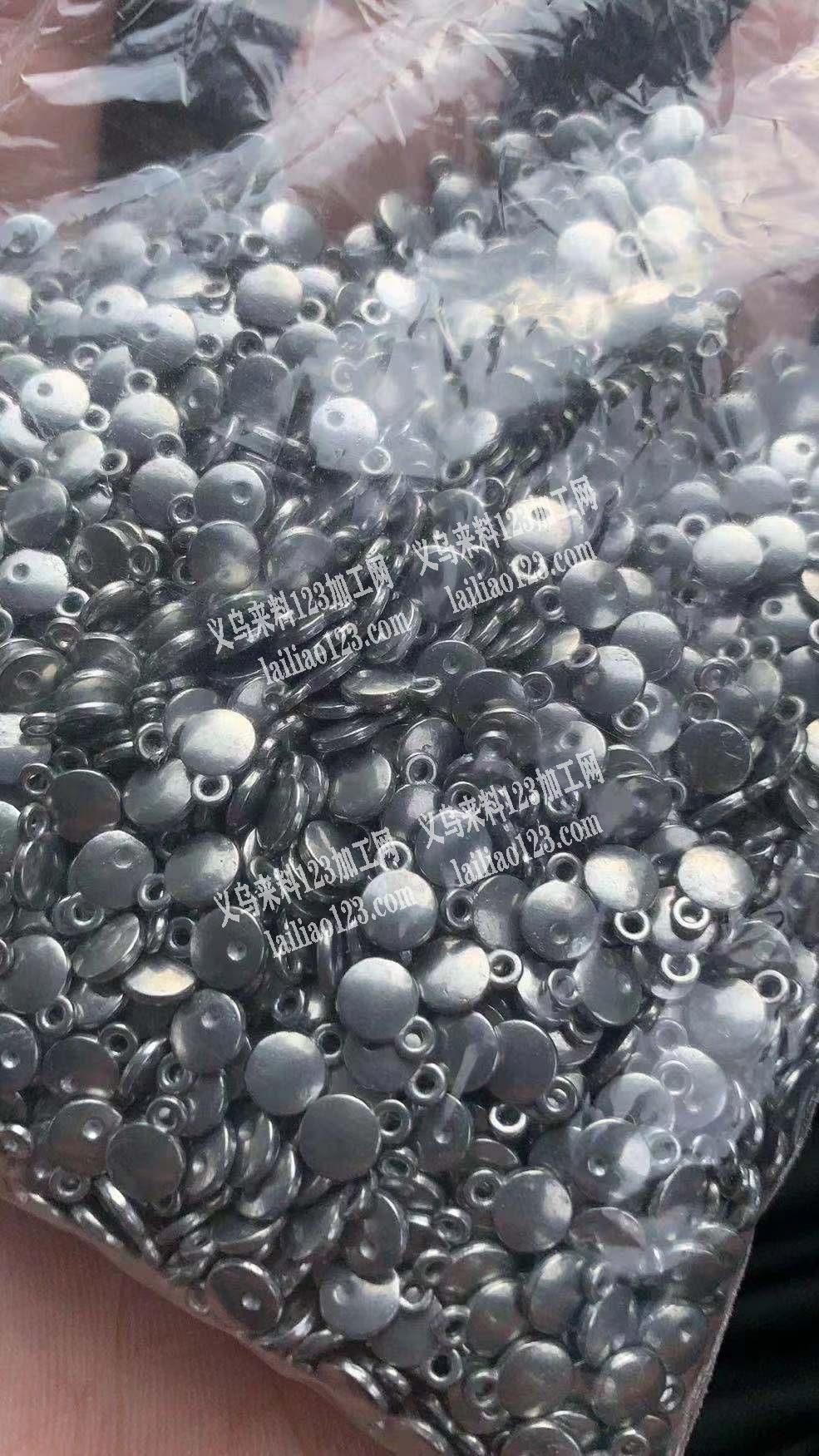 手工活外发，如图，有没有手工串水滴的加工