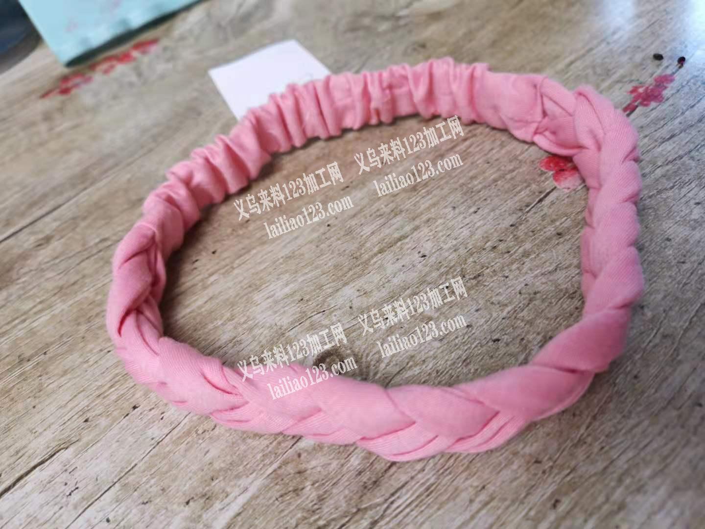 寻找布艺饰品厂家，有现货的联系我