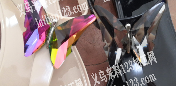 如图亚克力鞋饰订单，寻找厂家，找如图蝴蝶