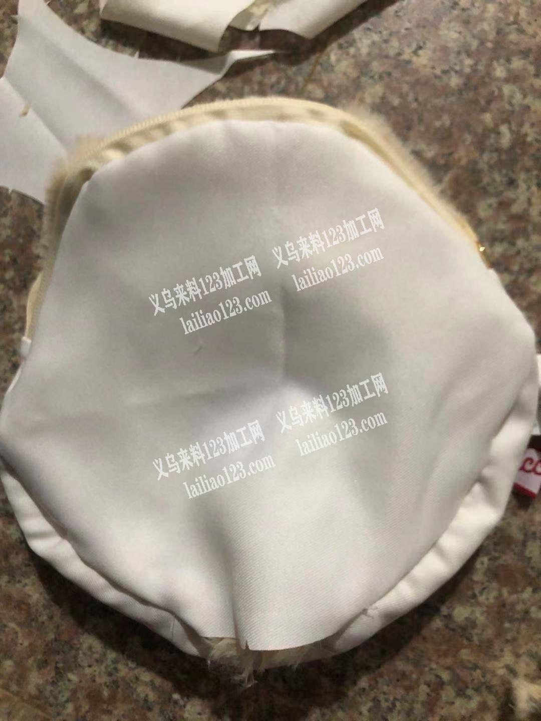 找专业做毛绒包的加工厂，需要合包，有意者