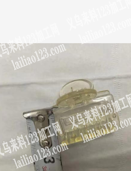 塑料小抓夹订单，寻找工厂，如图，有意者联