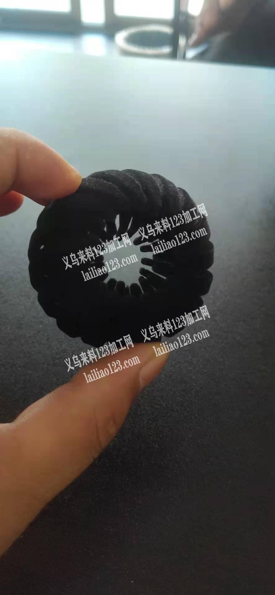 寻找如图塑料长牙盘发器毛胚，如图，有货的
