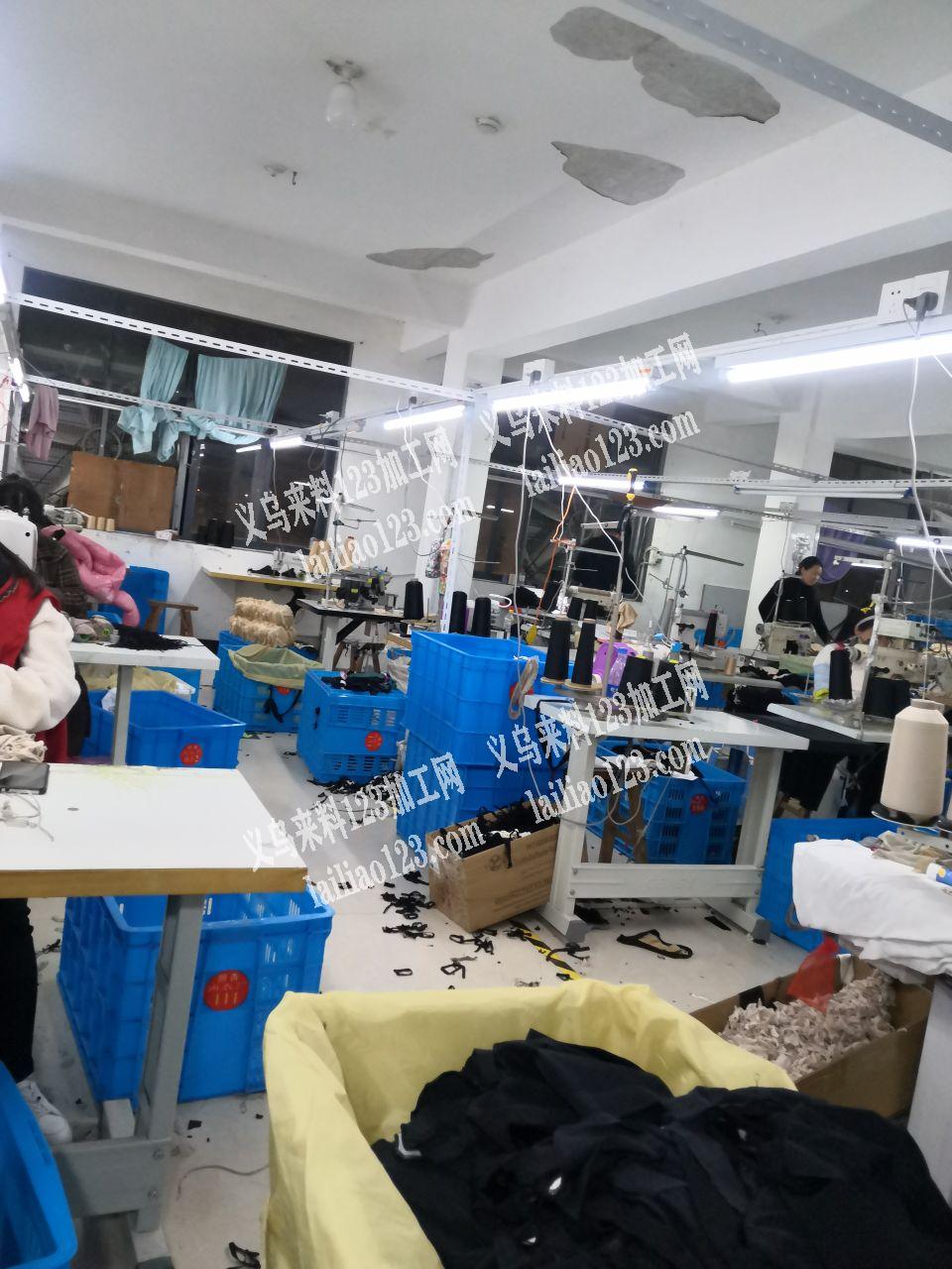 承接无缝内衣三角库、背心、套装服装，四针
