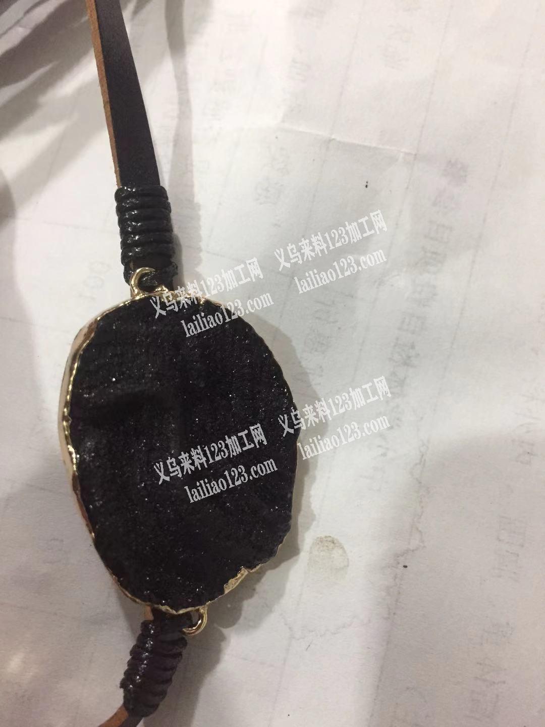 有树脂厂家吗？可以做的联系