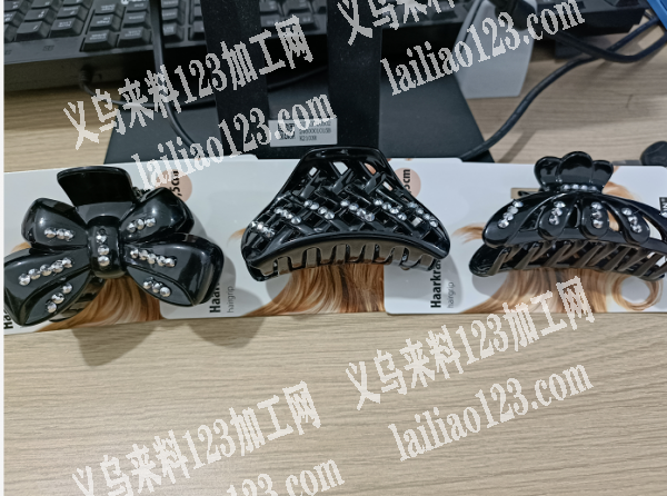如图，寻找有这款塑料磨具的加工厂，有意者