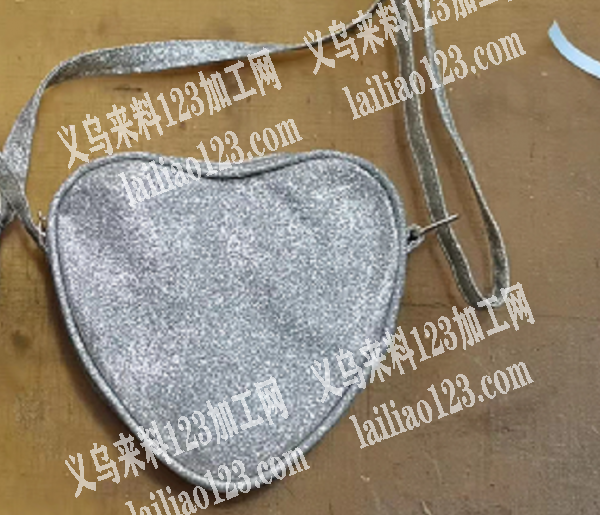 寻找小型箱包加工厂，有货外发，发九联附近