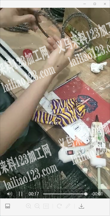 大量套头箍手工活外发加工，如图，钻管+铁