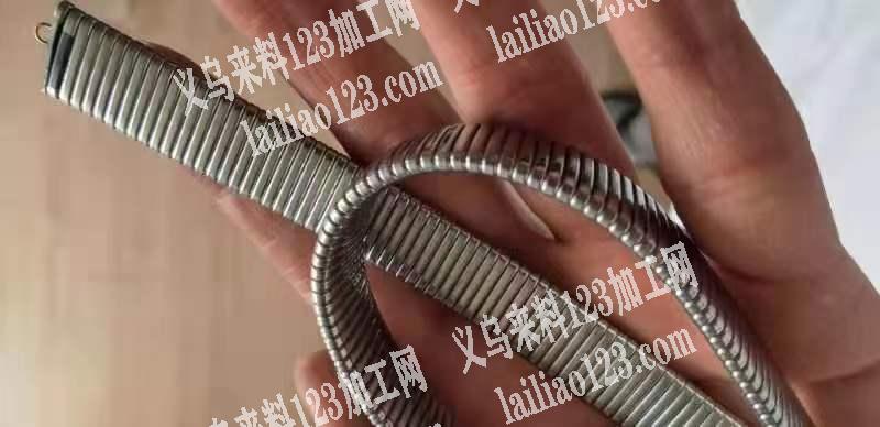 如图，弹簧链条外发电镀加工，找滚镀弹簧链