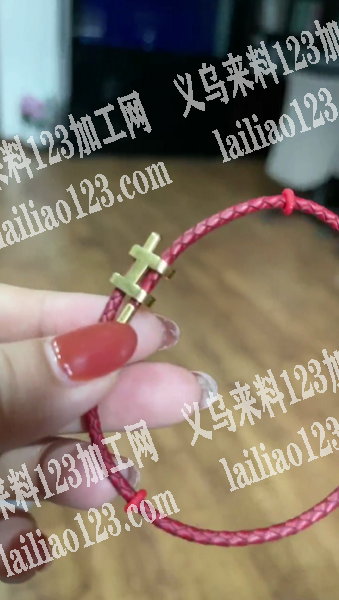 有订单，寻找饰品工厂，如图