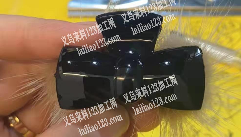 谁有这个抓夹，5万订单，有模具可以给货期