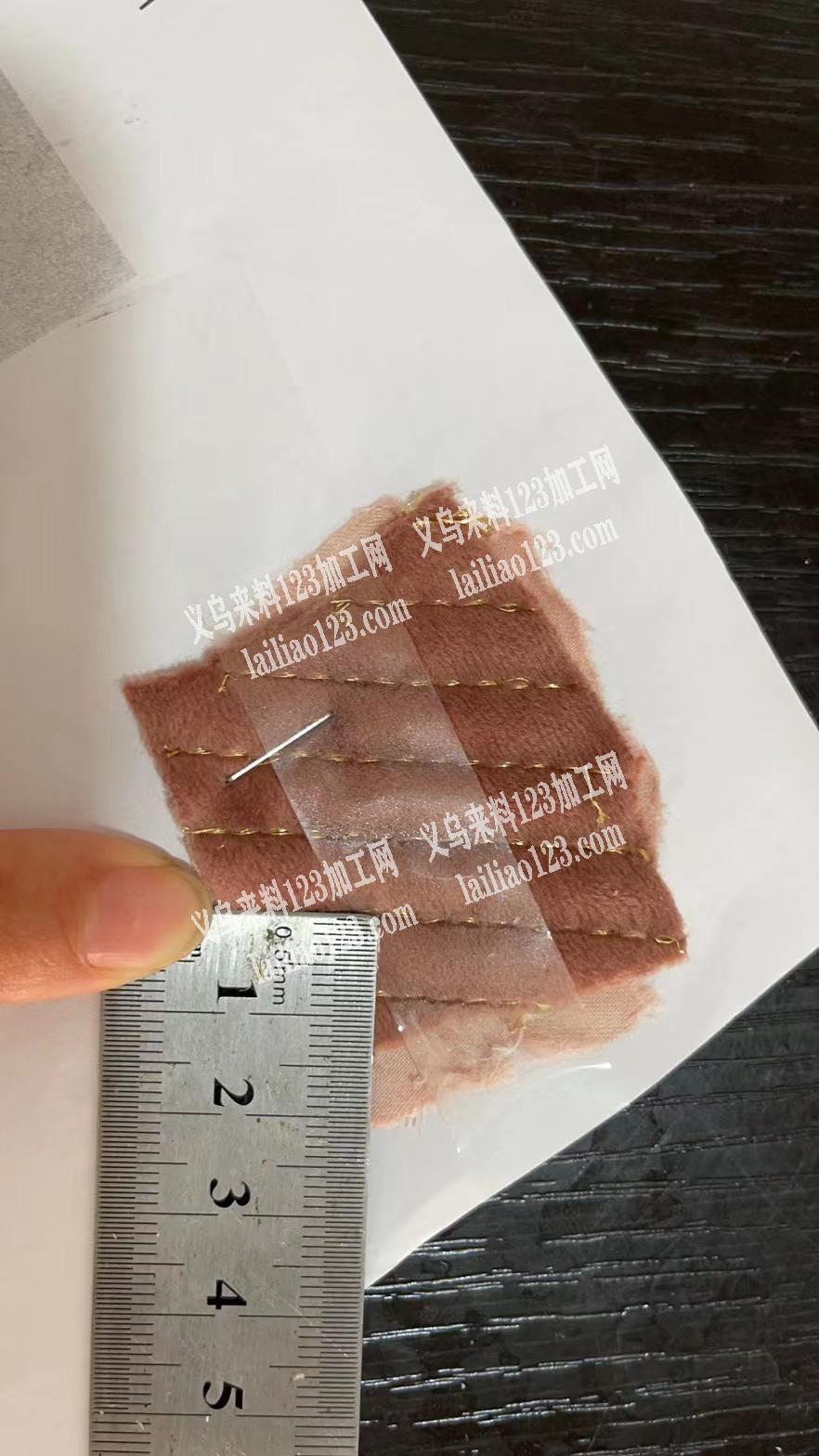如图，绗缝外发加工，金线绗缝15000米