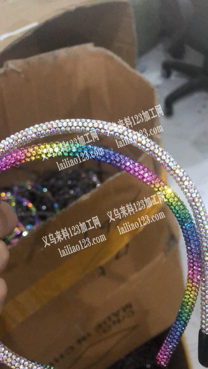 如图，寻找会做这种水钻的加工厂，可以做的