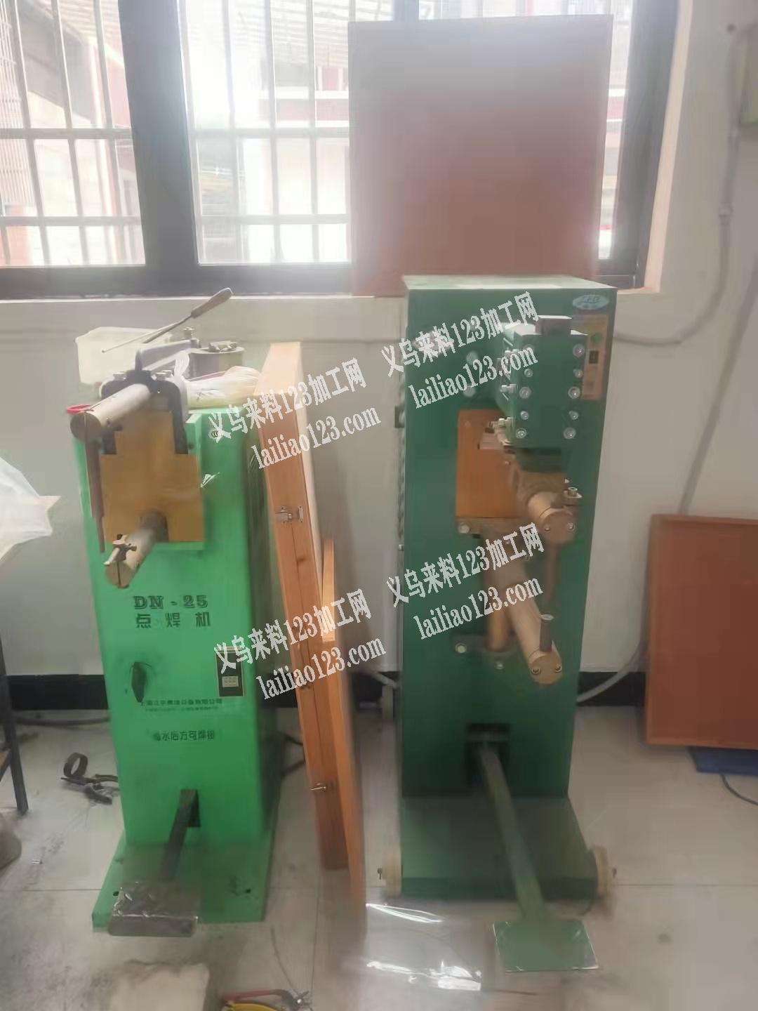 有两台点焊机处理。需要的联系